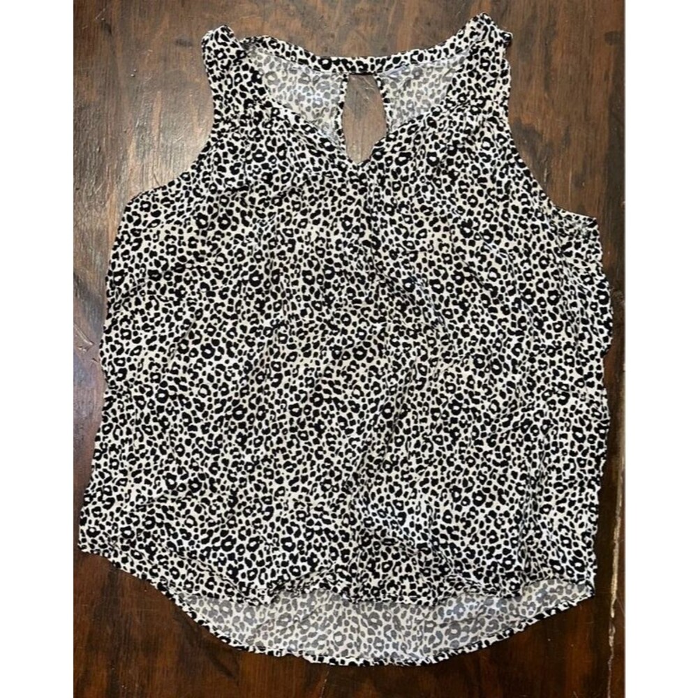 Old Navy Leopard Print Top Size Large
